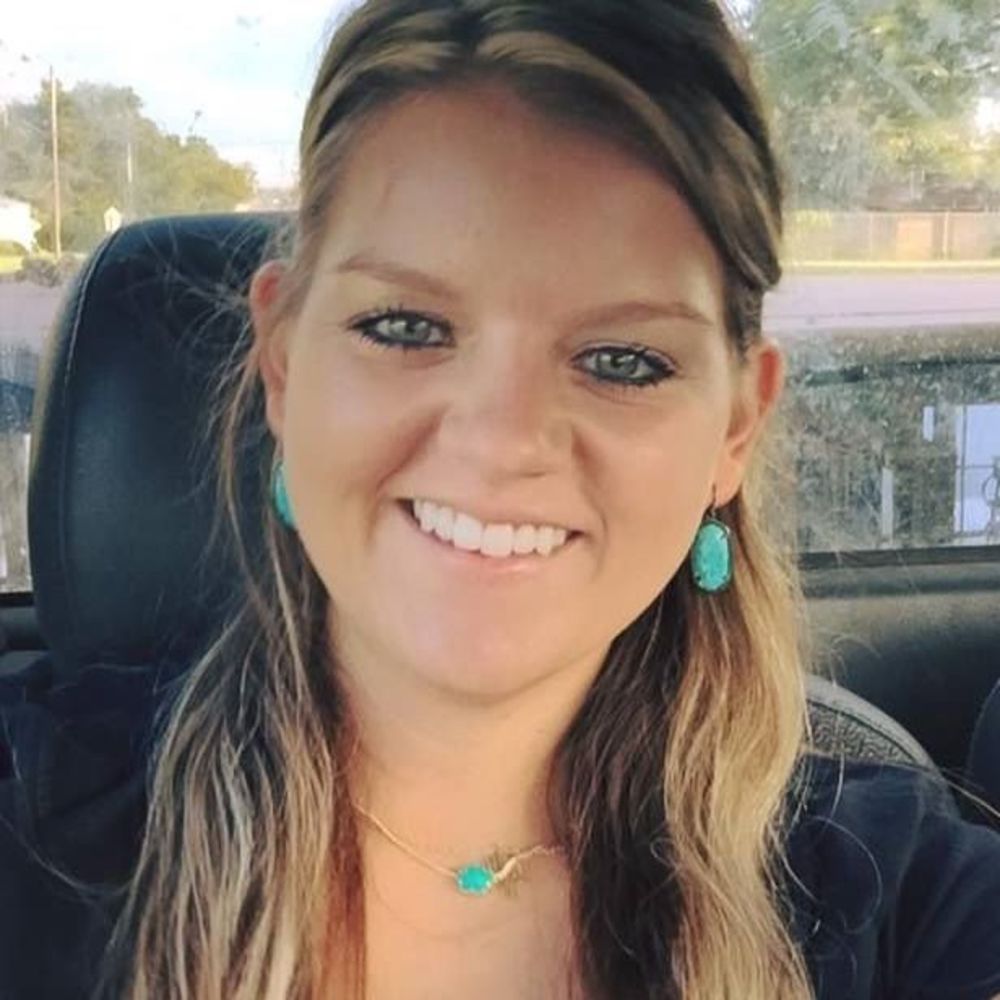 Meet your Posher, Nicole